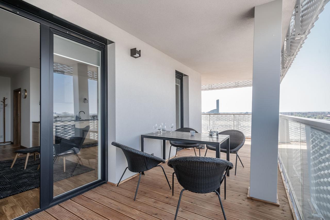 ורוצלב Rentplanet - Apartamenty Atal Tower מראה חיצוני תמונה