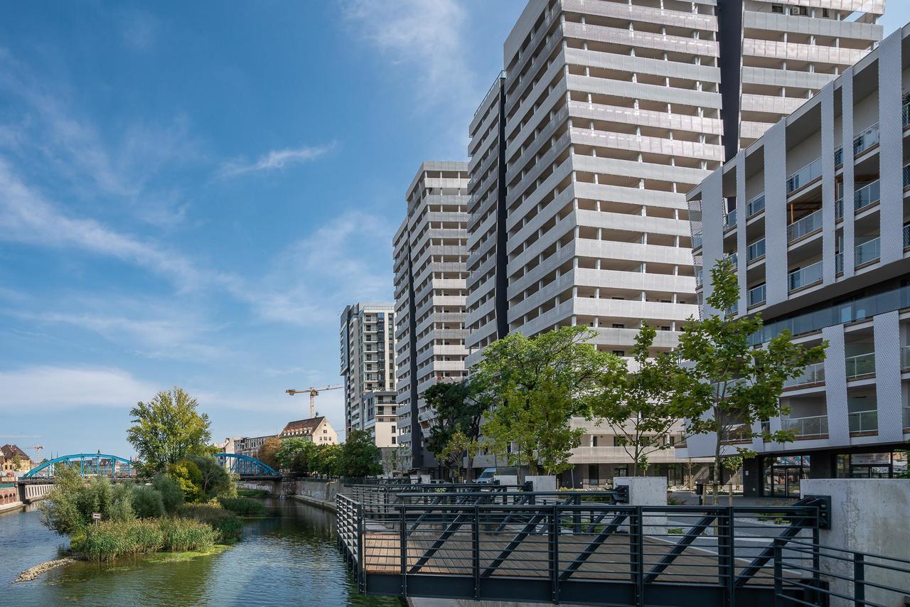 ורוצלב Rentplanet - Apartamenty Atal Tower מראה חיצוני תמונה